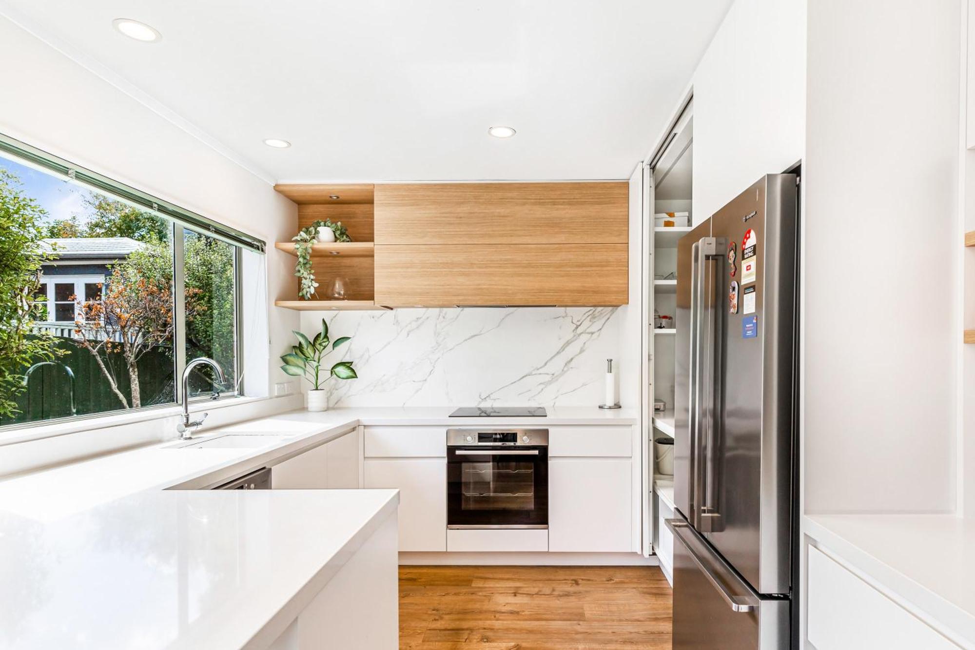 Private And Sunny 3-Bedroom Home With Parking Auckland Exteriör bild
