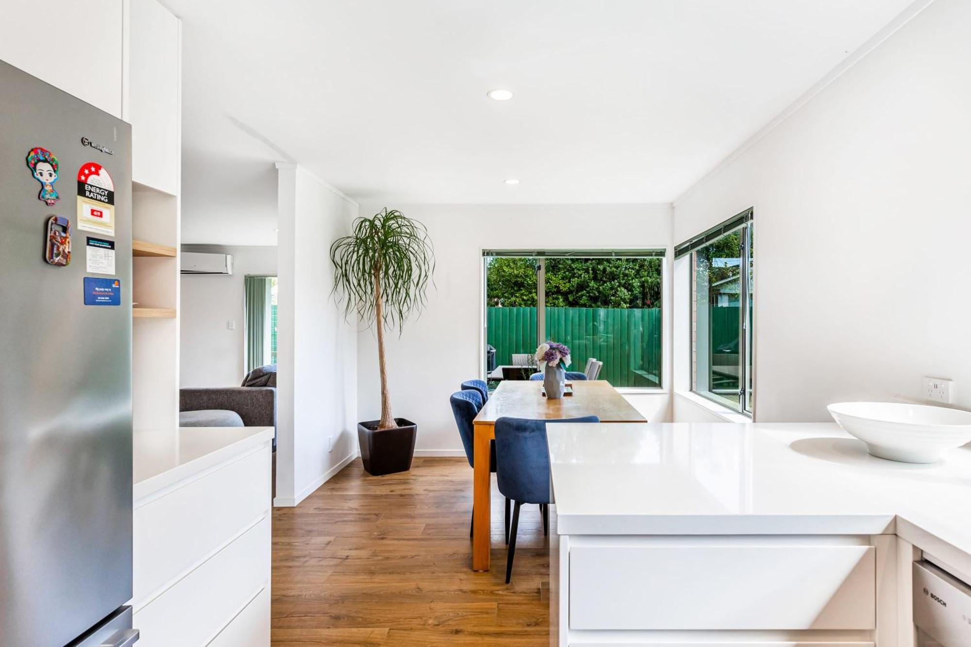 Private And Sunny 3-Bedroom Home With Parking Auckland Exteriör bild