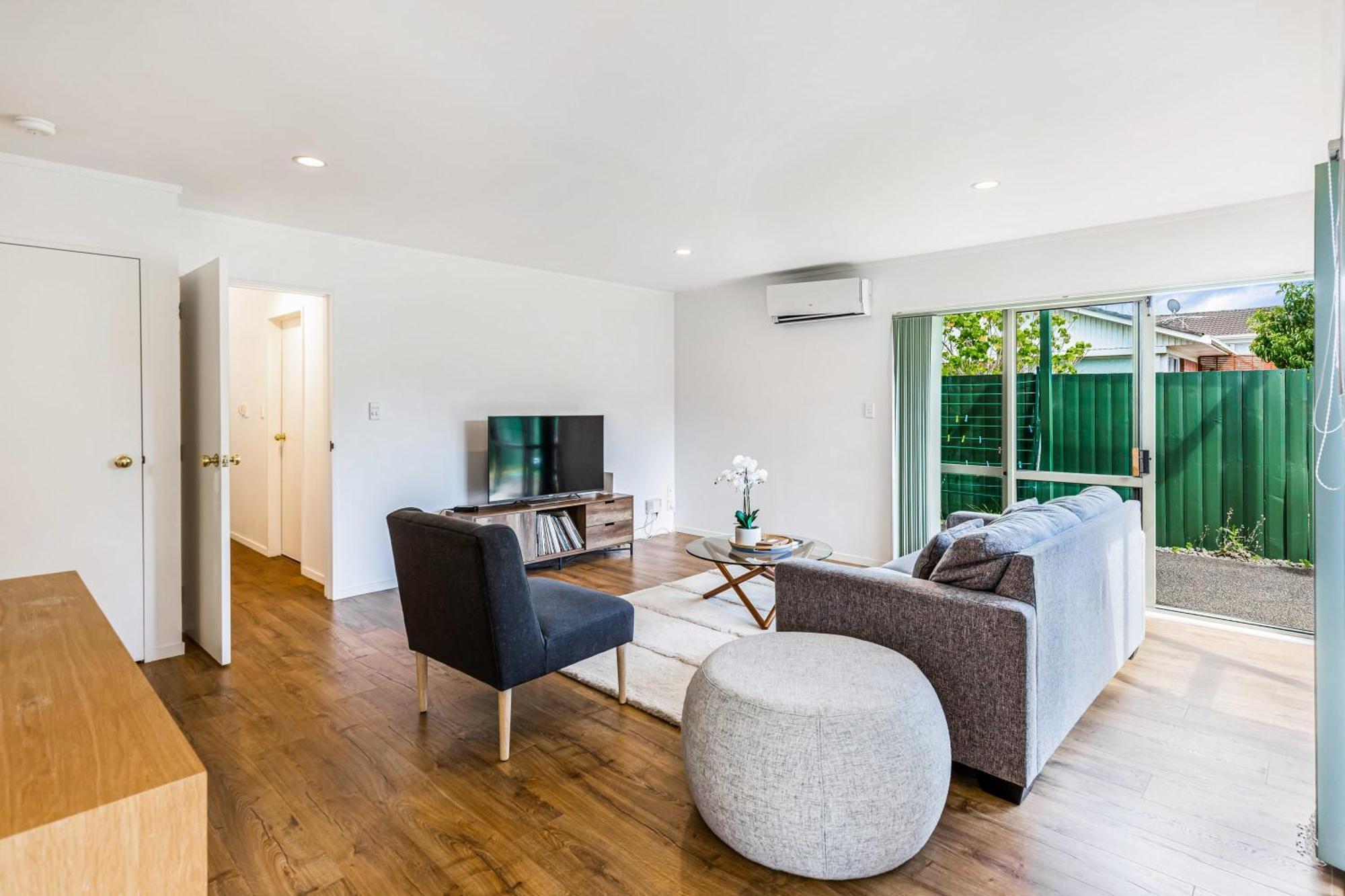 Private And Sunny 3-Bedroom Home With Parking Auckland Exteriör bild
