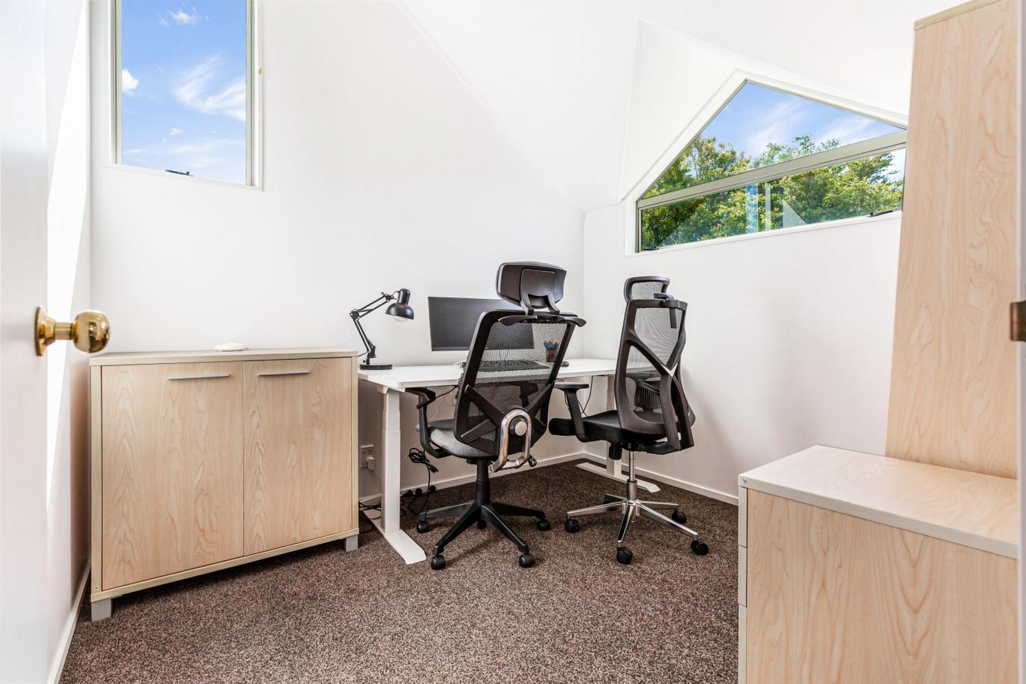 Private And Sunny 3-Bedroom Home With Parking Auckland Exteriör bild