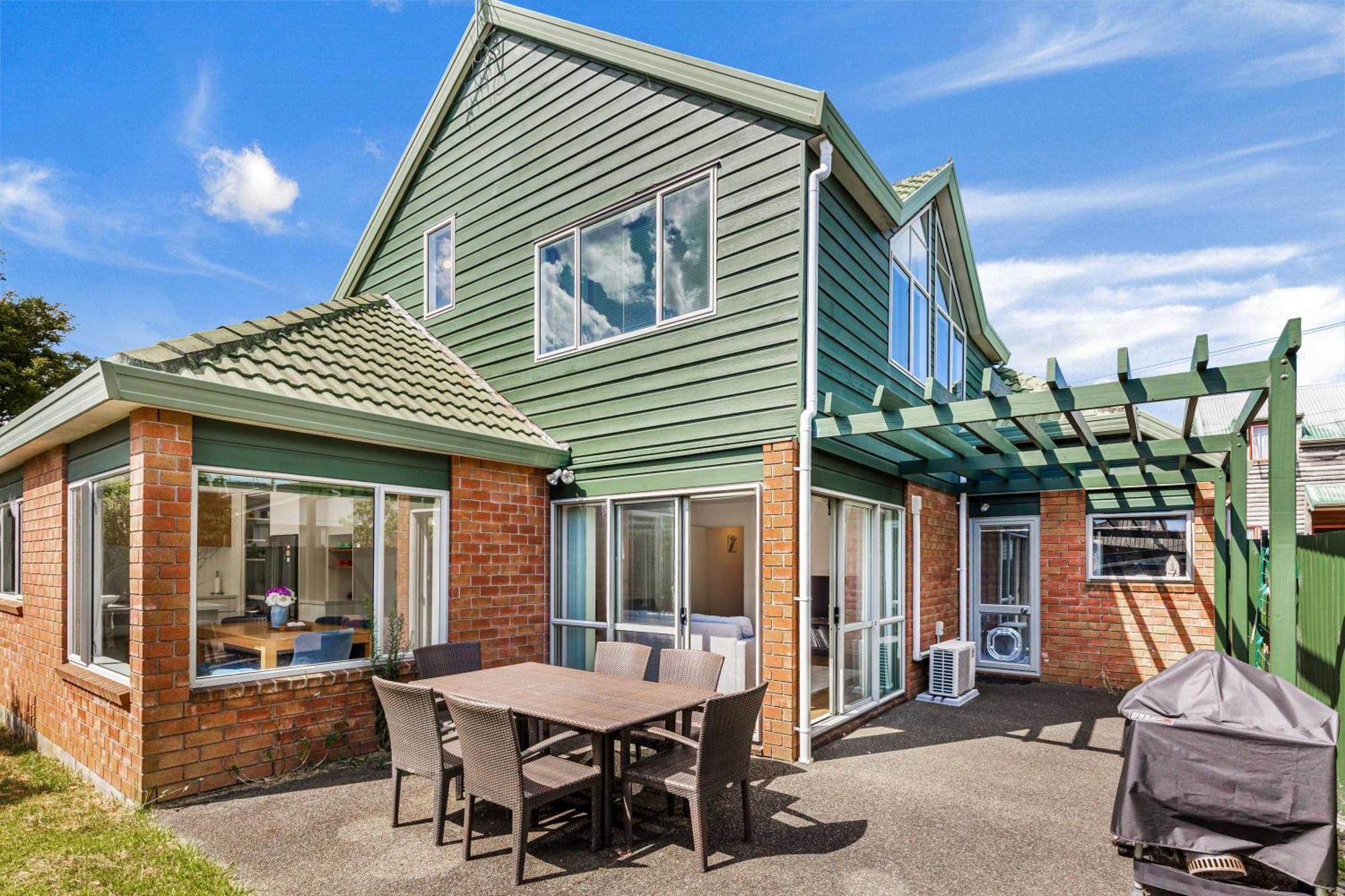 Private And Sunny 3-Bedroom Home With Parking Auckland Exteriör bild